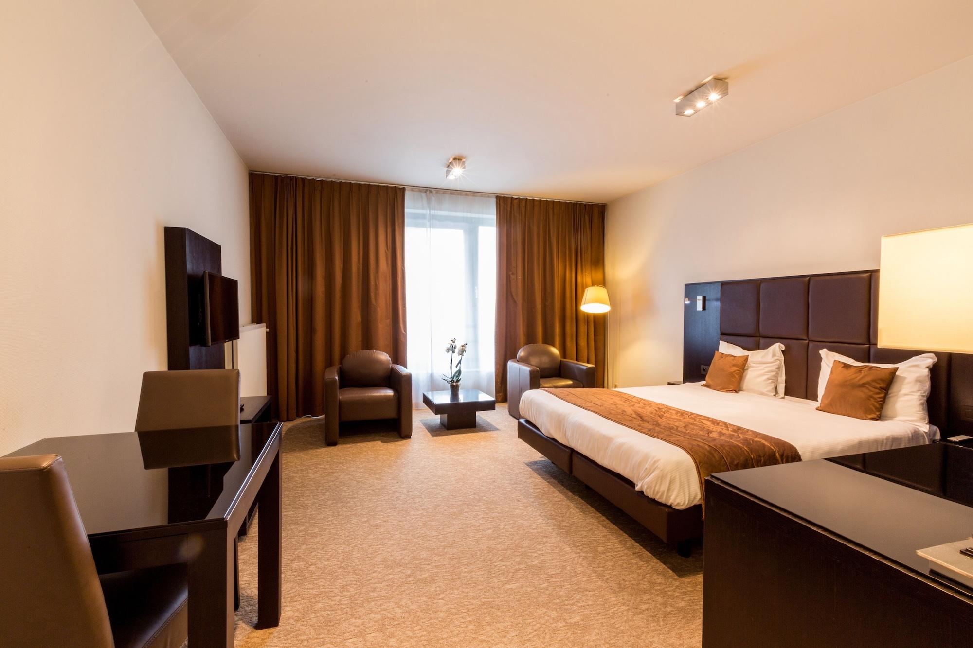 เดียม็อง สวีท บรัสเซลส์ อียู Aparthotel Etterbeek ภายนอก รูปภาพ