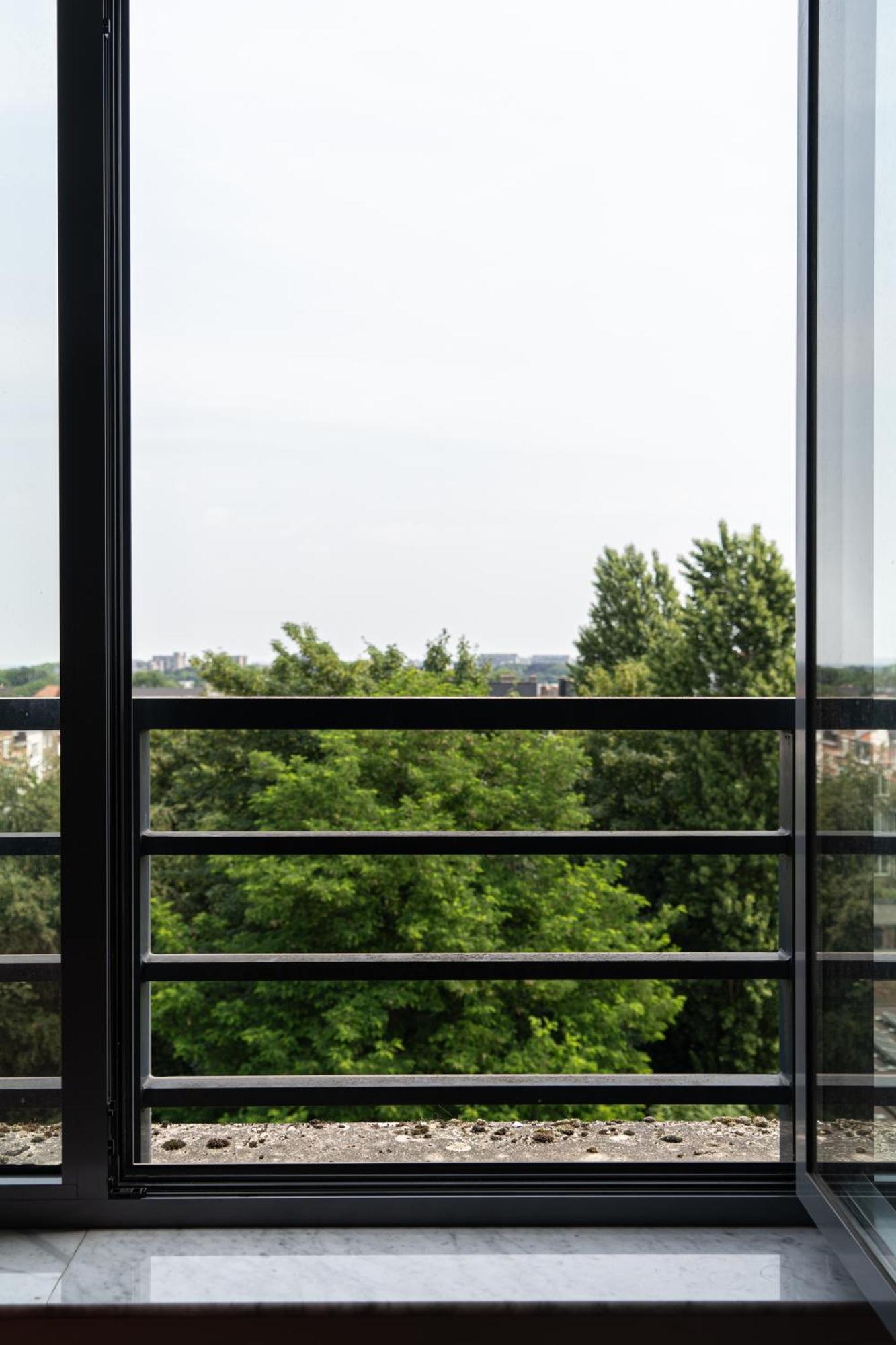 เดียม็อง สวีท บรัสเซลส์ อียู Aparthotel Etterbeek ภายนอก รูปภาพ