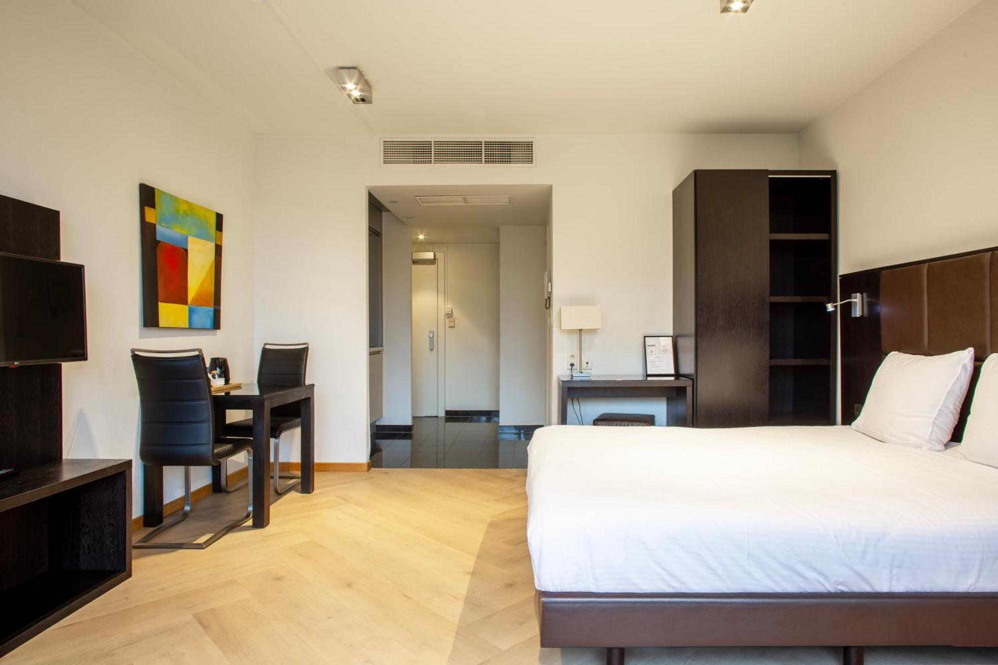 เดียม็อง สวีท บรัสเซลส์ อียู Aparthotel Etterbeek ภายนอก รูปภาพ