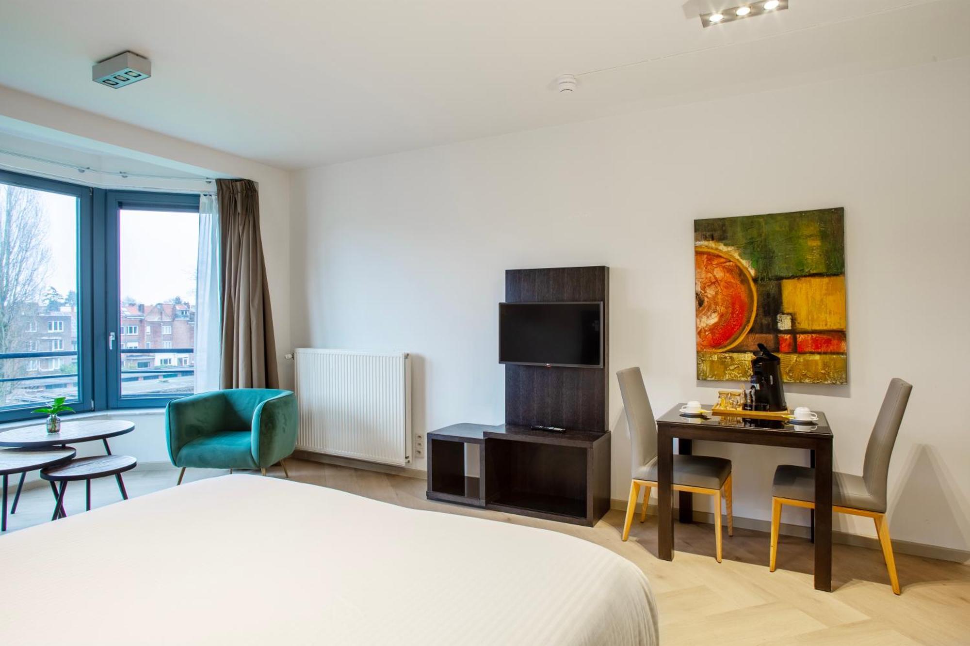 เดียม็อง สวีท บรัสเซลส์ อียู Aparthotel Etterbeek ภายนอก รูปภาพ