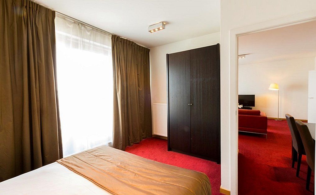 เดียม็อง สวีท บรัสเซลส์ อียู Aparthotel Etterbeek ภายนอก รูปภาพ